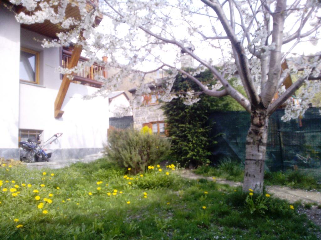Ferienwohnung Casa Adriana Saint-Vincent Exterior foto