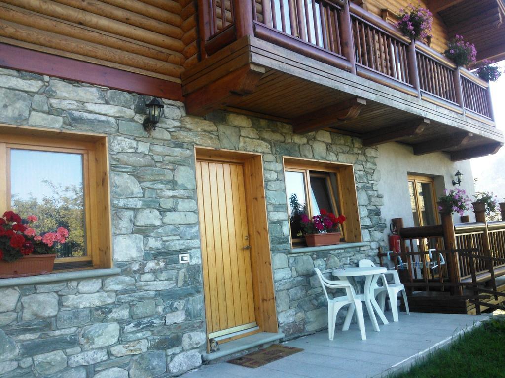 Ferienwohnung Casa Adriana Saint-Vincent Exterior foto