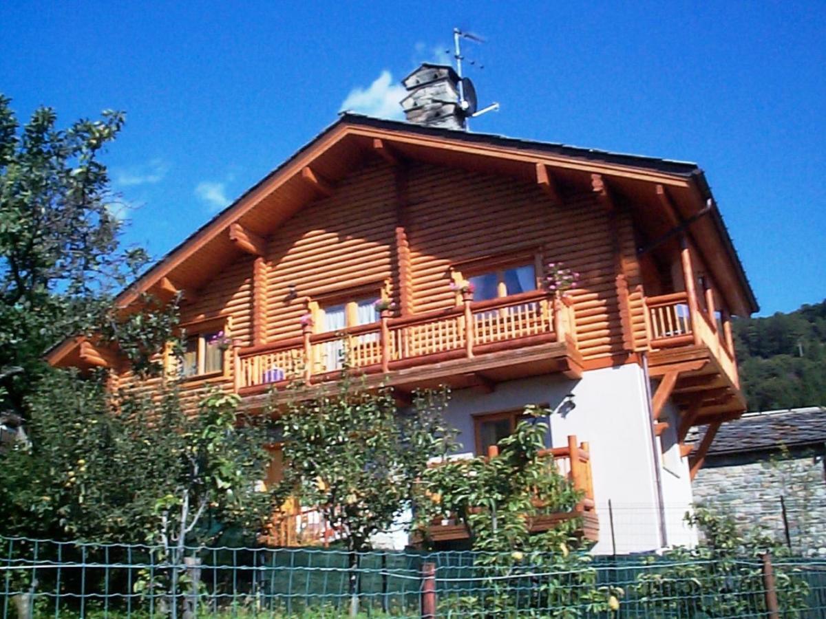 Ferienwohnung Casa Adriana Saint-Vincent Exterior foto